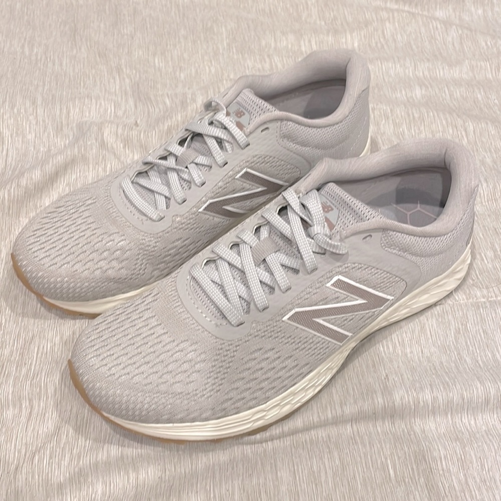 New balance running shoes